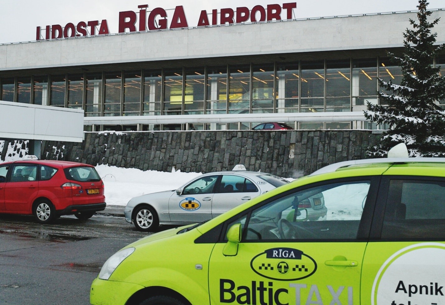Такси в Риге