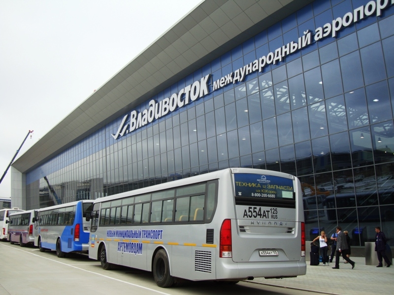 Автобус из аэропорта Владивостока