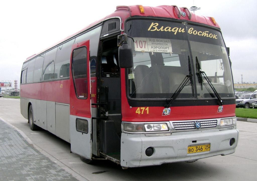 Автобус из аэропорта Кневичи