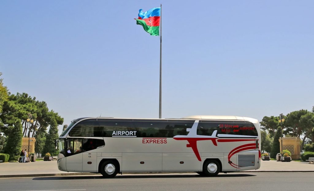 Автобус из аэропорта Баку