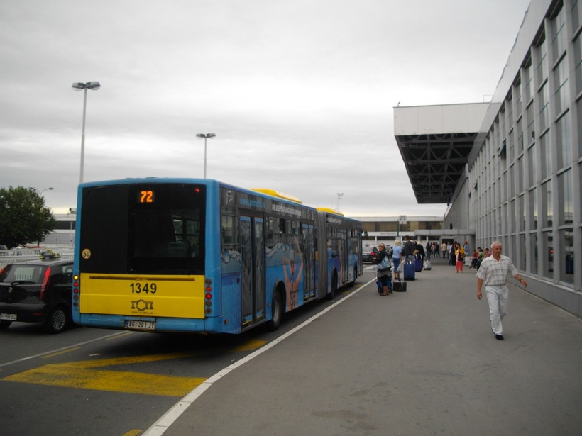 Автобус номер 72 из аэропорта