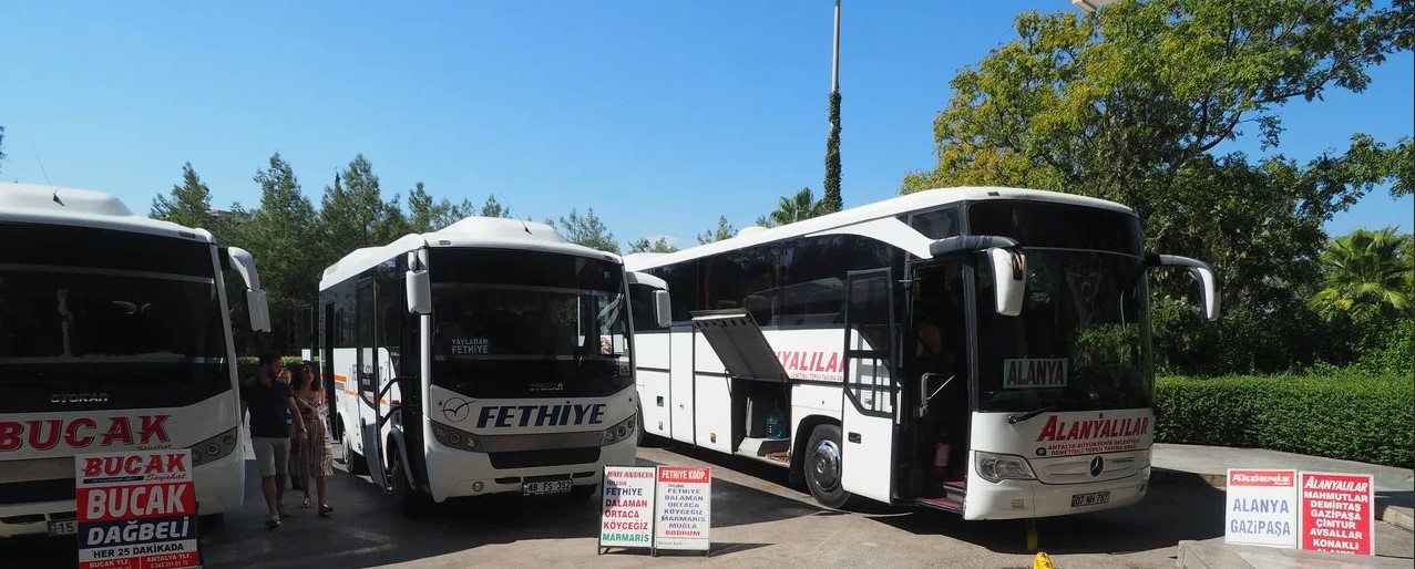 Автобус с автовокзала Антальи в Аланью