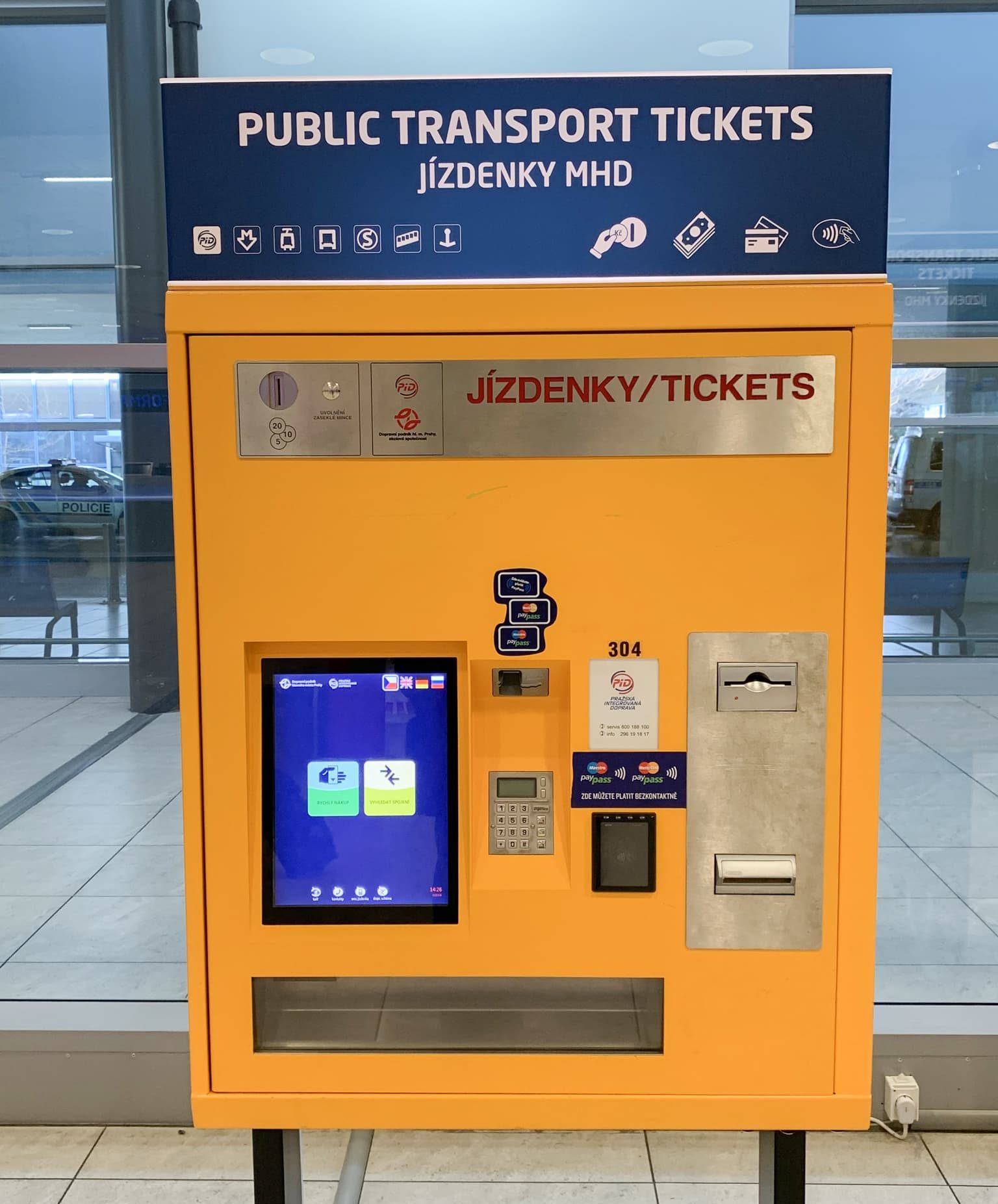 Билеты на общественный транспорт из аэропорта Праги в город